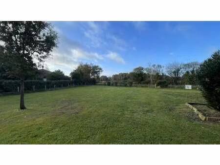 vente terrain à talmont-saint-hilaire (85440) : à vendre / talmont-saint-hilaire