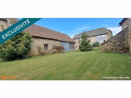 maison en pierres de 91 m²  avec dependances