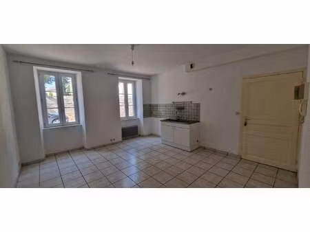 location appartement 3 pièces à ploudalmézeau (29830) : à louer 3 pièces / 53m² ploudalméz