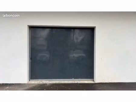 location garage/box stockage