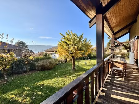 veyrier-du-lac – maison 4 chambres à rénover  à deux pas de la plage de la brune