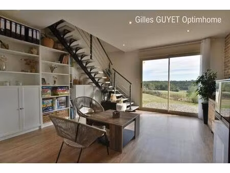 12mn de bernay  dpe c  t6 110m² 238000€ avec 2000m² de terrain clos (27)