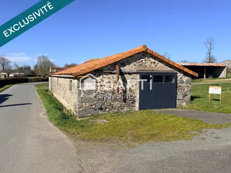 vente terrain à la ronde (79380) : à vendre / 920m² la ronde