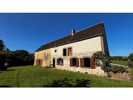 perche  authentique corps de ferme sur 11 100 m² de terrain