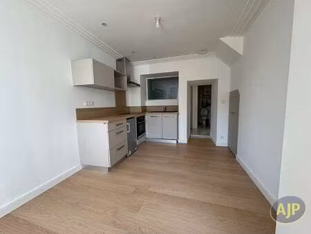 vente immeuble à vieillevigne (44116) : à vendre / 181m² vieillevigne