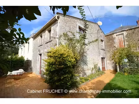 axe chantonnay - mouilleron-saint-germain - jolie maison de