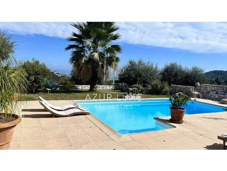 vente maison 5 pièces 140 m² sainte-agnès (06500)
