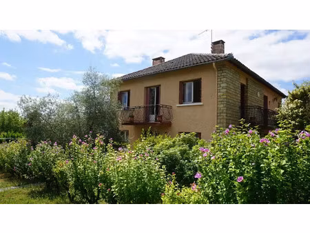 vente maison 8 pièces 141 m² à castelnau-montratier (46170)  169 000 €