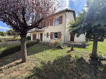 vente maison 4 pièces 110 m² à roquefort-sur-soulzon (12250)  188 960 €