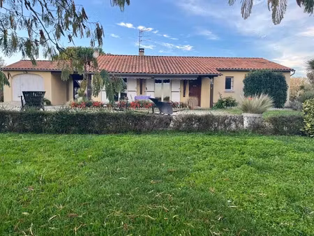 vente maison 4 pièces 100 m² à saint-romain (16210)  192 240 €
