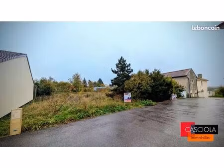 terrain 413 m² orny