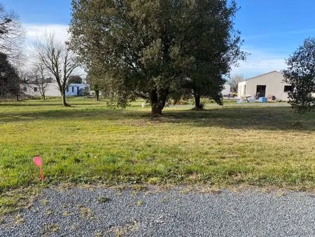 vente terrain 780 m² saint-vaize (17100)