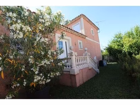 villa arles t 5/6 de 165 m² avec jardin