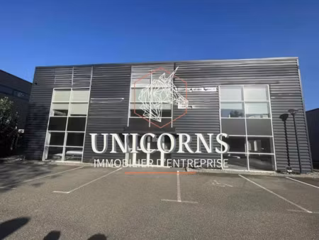 rouffiac - local d'activités avec showroom - visibilité exceptionnelle 10min du périphériq