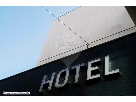 vente local commercial 20 pièces 403m2 royan 17200 - 895900 € - surface privée