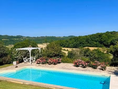 maison avec vue panoramique et calme absolu