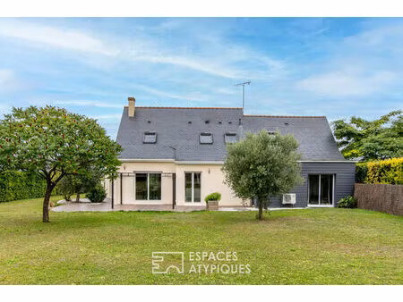 lumineuse maison familiale avec dépendances