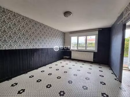 vente maison à aubigny (85430) : à vendre / 85m² aubigny