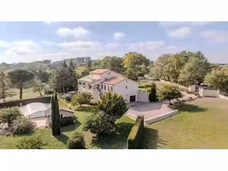 vente maison 8 pièces 176 m² à hautefage-la-tour (47340)  444 000 €