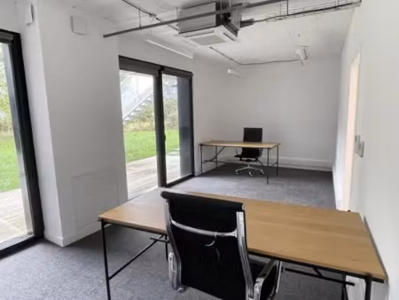 bureau à vendre ou à louer 23 m2 vannes