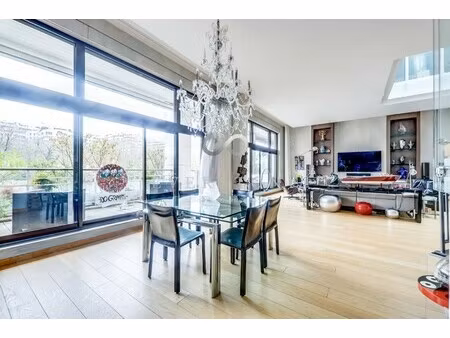 maison contemporaine à vendre dans le quartier ile de la jatte-square baudin