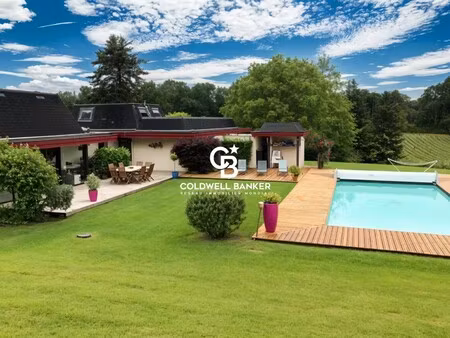 maison de luxe à vendre à nérigean