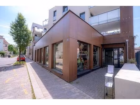 local commercial à vendre