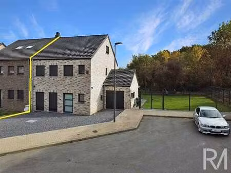 nouvelle construction moderne