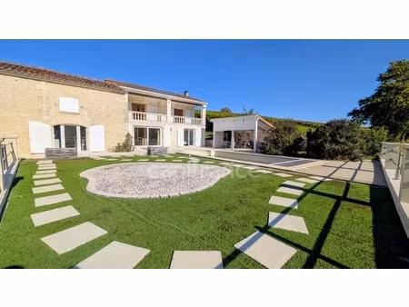 dpt charente (16)  à vendre lignieres sonneville maison avec magnifique vue sur la campagn