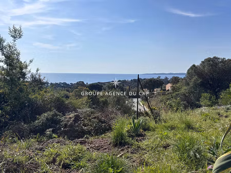 vente terrain 644 m² roquebrune-sur-argens (83380)