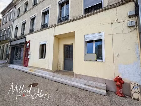 2 appartements 37m2 centre toulon-sur-arroux