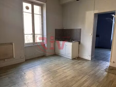 local commercial 66 64 m² - saint-rambert d'albon