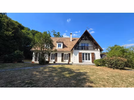 maison familiale 10 pieces - 6 chambres - sous sol total - t