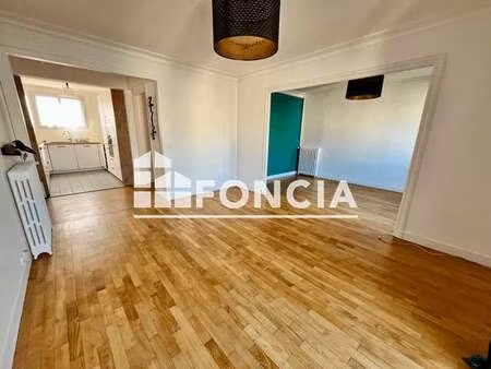 location appartement 4 pièces à brest jaurès (29200) : à louer 4 pièces / 90m² brest jaurè