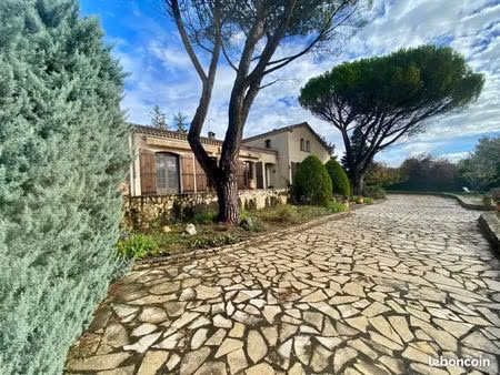 maison 6 pièces 165 m²