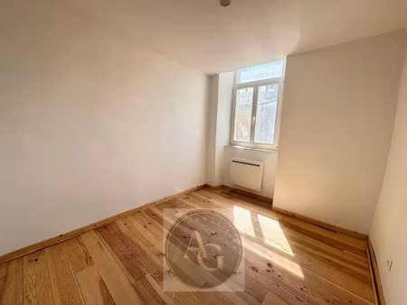 vente immeuble 7 pièces 200 m² à mireval-lauragais (11400)  160 000 €