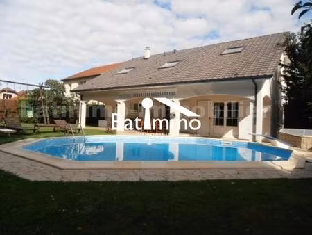 maison de 7 pièces de luxe en location à metz  france