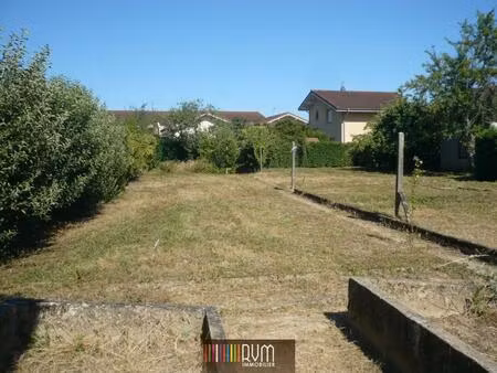 terrain constructible ** a st denis les bourg **