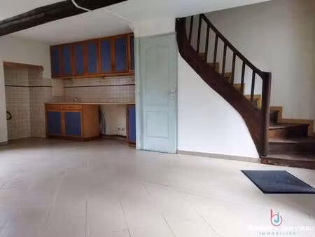 vente maison à montreuil-poulay (53640) : à vendre / 62m² montreuil-poulay