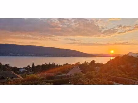 maison avec piscine et terrasse veyrier-du-lac (74)