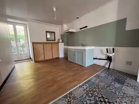 appartement 3 pièces  56.90m²