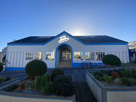 local commercial dans les halles carquefou 20 m2