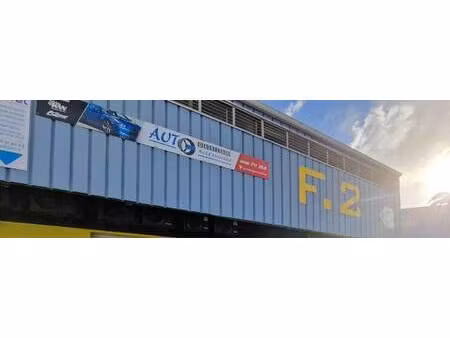 local commercial à louer