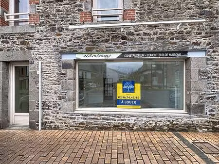 location bureaux et commerces à plérin (22190) : à louer / 36m² plérin