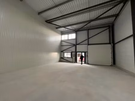 local d'activite a vendre