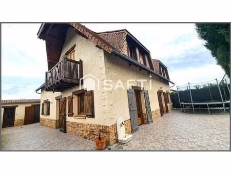 maison familiale avec dépendance de 50 m²