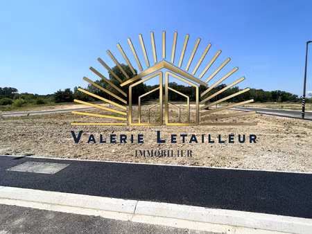 terrain de 1779 m2 en zone d'activité