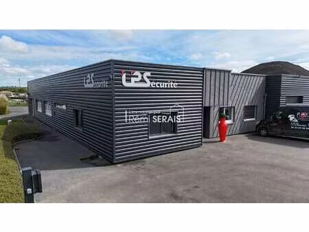 vente bureaux et commerces à flers (61100) : à vendre / 600m² flers