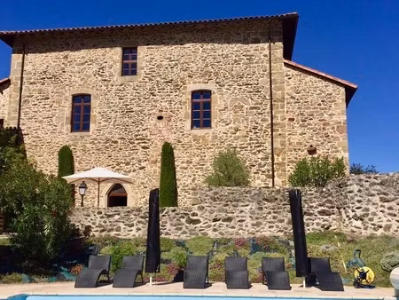 château 10 pièces du xive siècle  récemment restauré