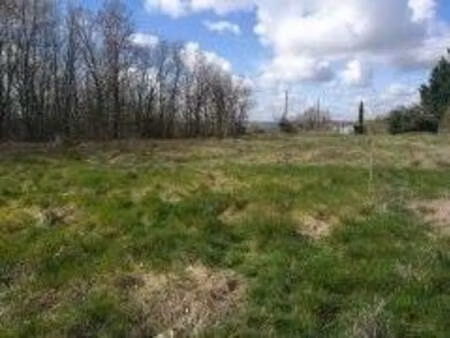 fauch terrain plat constructible 1282m²